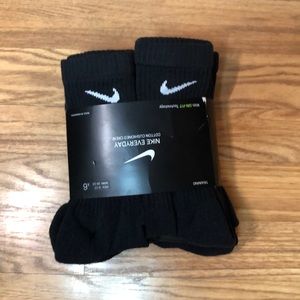 Nike Socks (BLACK)